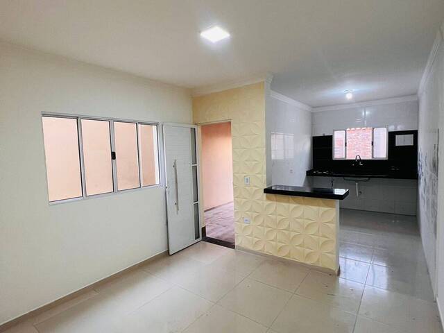 #GS 860 - Casa para Venda em Itanhaém - SP - 2